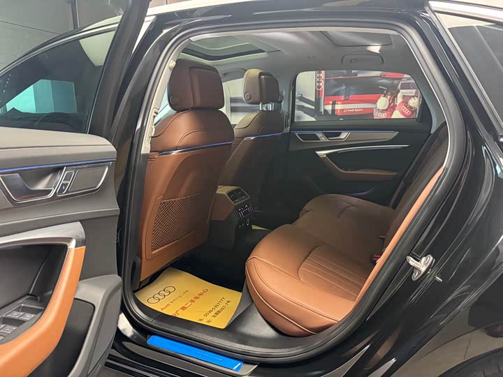 Фото 6 - Audi A6L