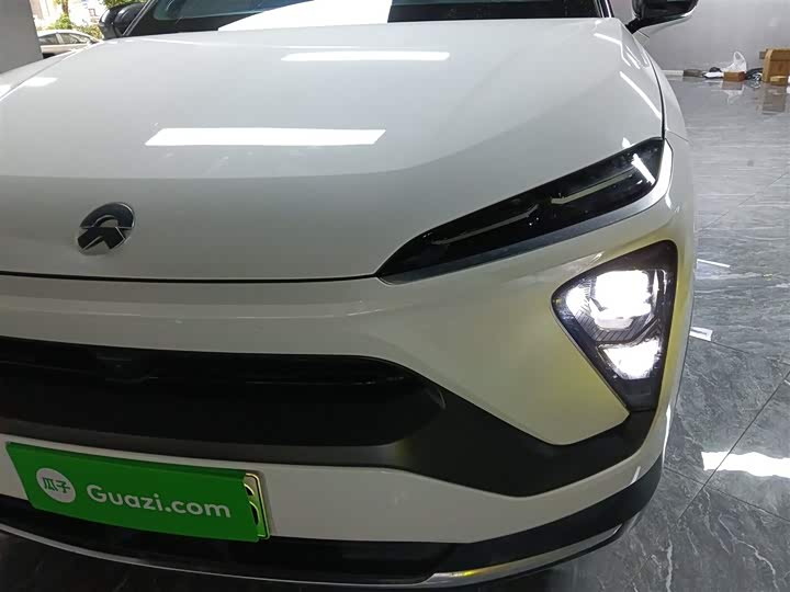 Фото 24 - Nio ES6