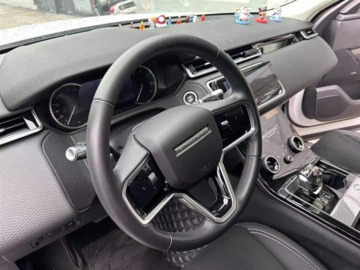 Фото 11 - Land Rover Range Rover Velar