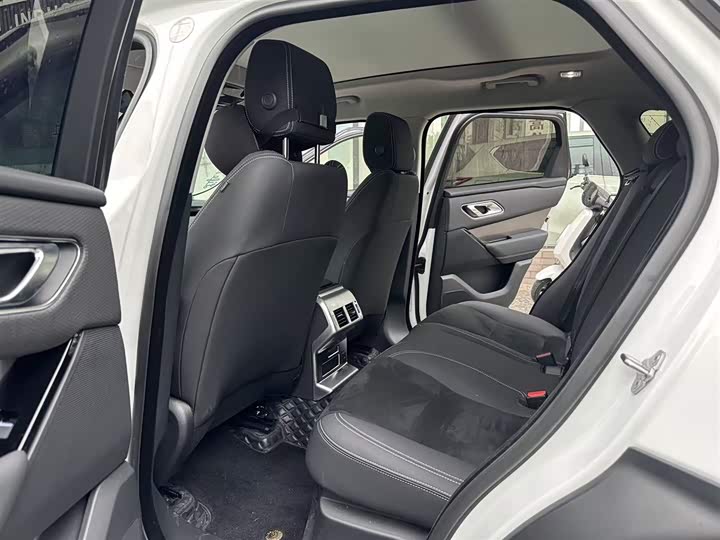 Фото 7 - Land Rover Range Rover Velar