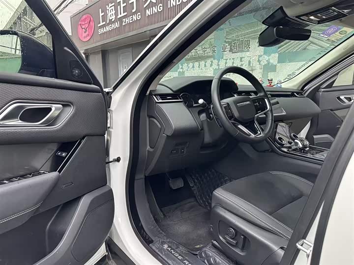 Фото 9 - Land Rover Range Rover Velar