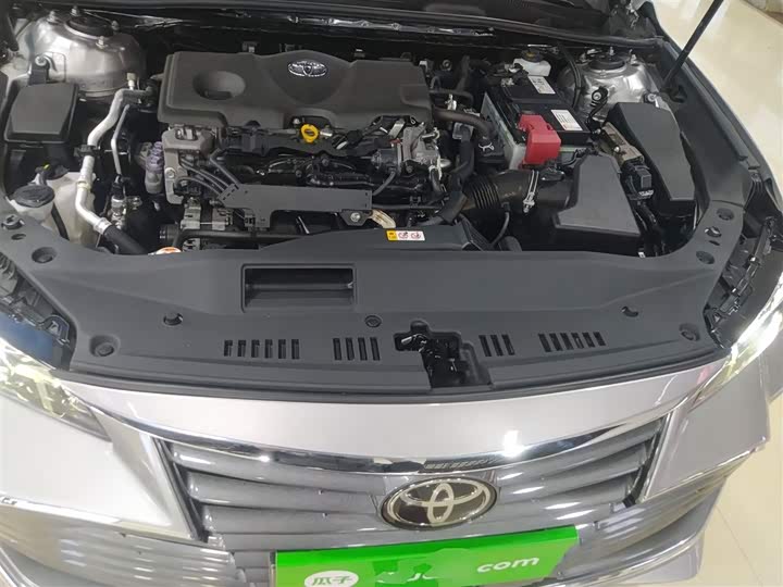 Фото 20 - Toyota Avalon