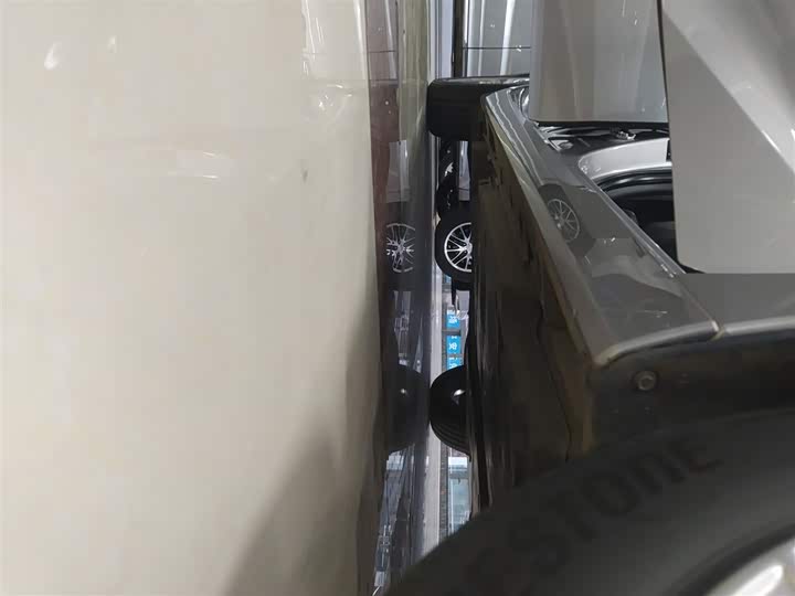 Фото 21 - Toyota Avalon