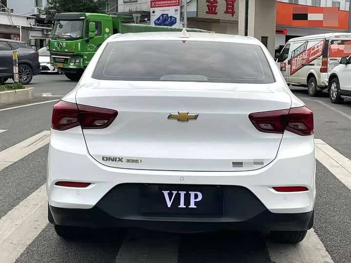 Фото 8 - Chevrolet Onix (Cavalier)