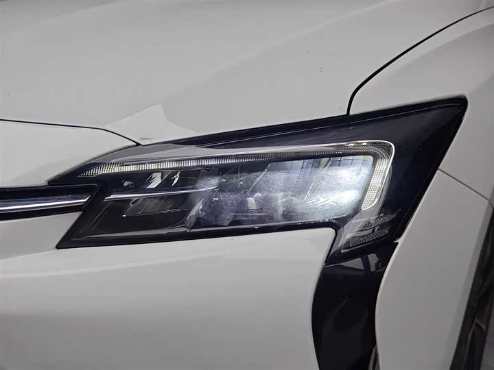 Фото 24 - Buick Velite 6