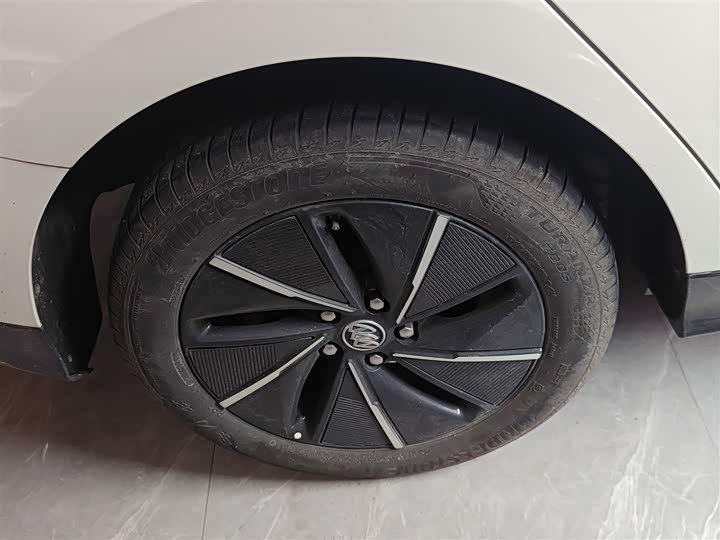 Фото 26 - Buick Velite 6