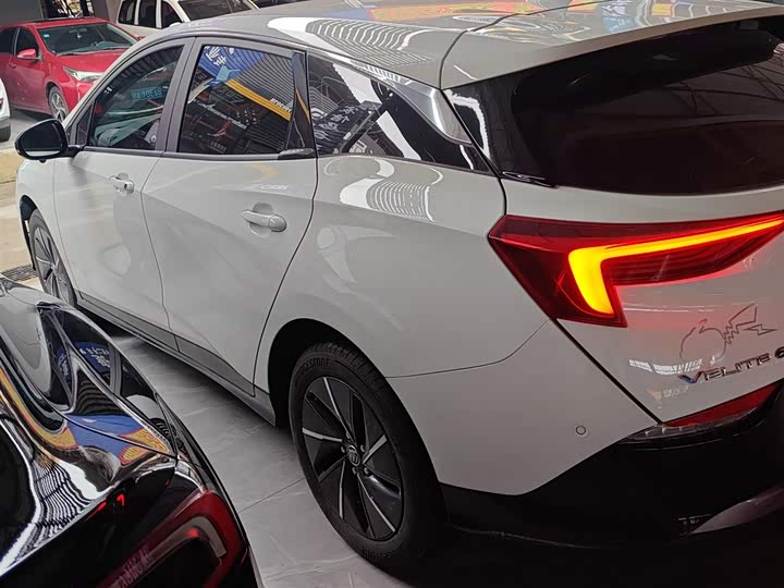 Фото 5 - Buick Velite 6