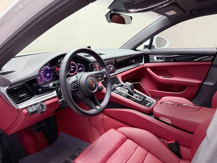 Фото 6 - Porsche Panamera