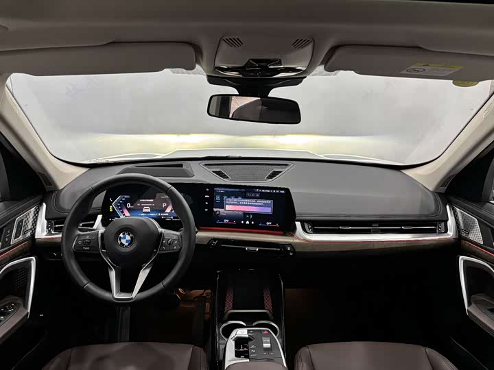 Фото 16 - BMW X1