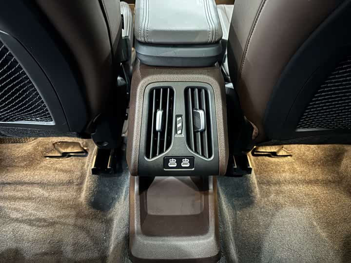 Фото 23 - BMW X1