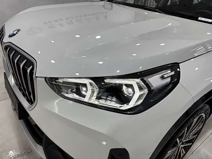 Фото 9 - BMW X1