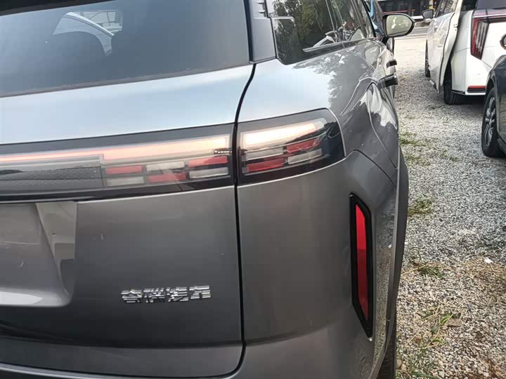 Фото 8 - Chery Tiggo 7 C-DM