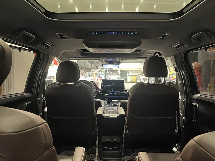 Фото 5 - Toyota Sienna