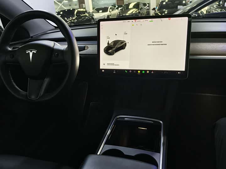 Фото 13 - Tesla Model Y