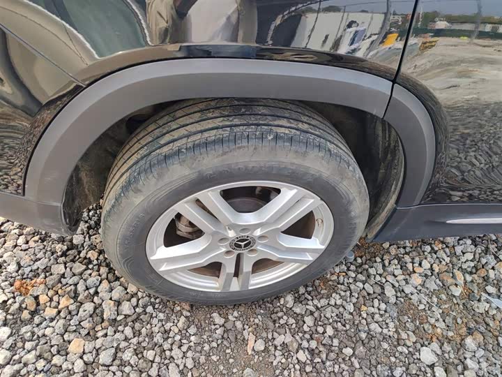 Фото 26 - Mercedes-Benz GLB-Class