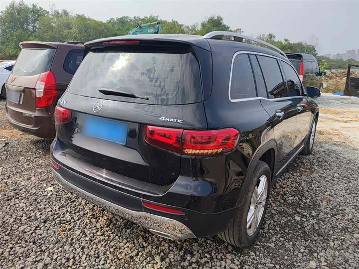 Фото 7 - Mercedes-Benz GLB-Class