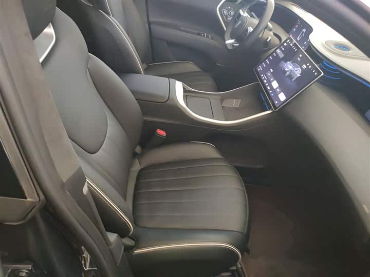 Фото 25 - Avatr 11