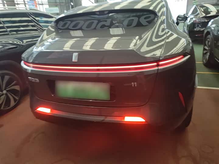 Фото 6 - Avatr 11