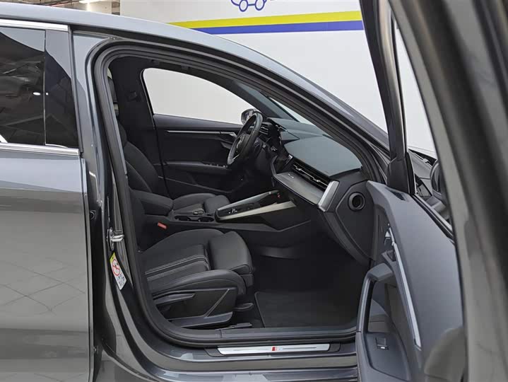 Фото 8 - Audi A3