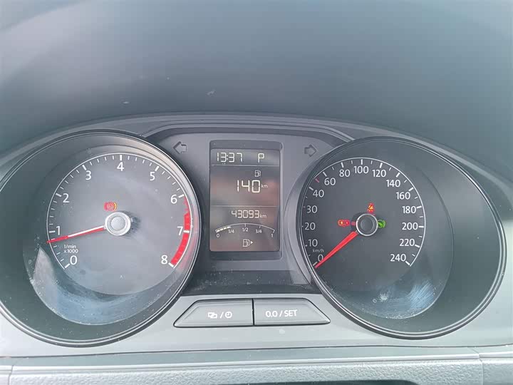 Фото 12 - Volkswagen Lavida