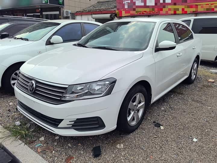 Фото 2 - Volkswagen Lavida