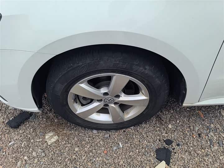 Фото 23 - Volkswagen Lavida