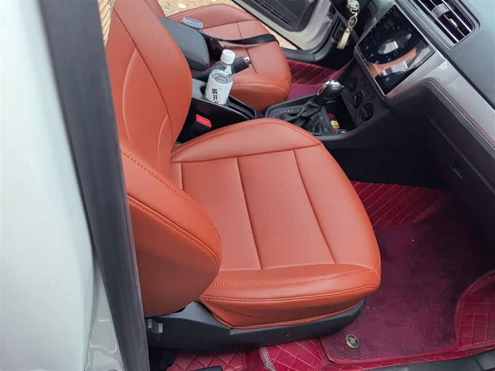 Фото 25 - Volkswagen Lavida