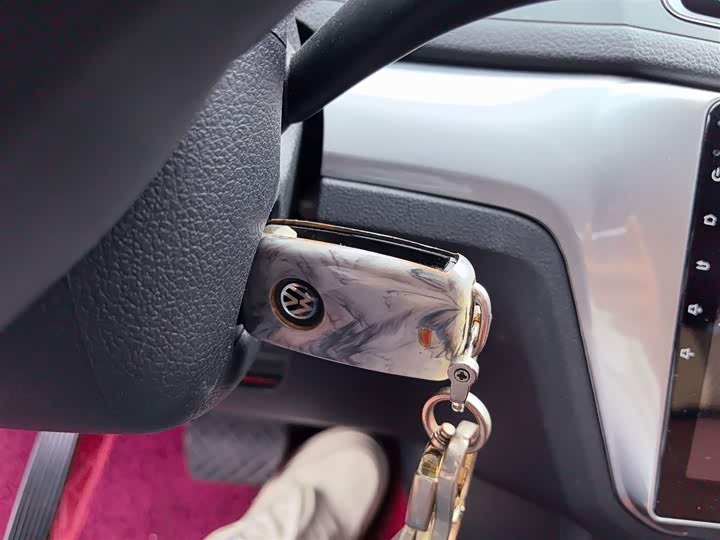 Фото 9 - Volkswagen Lavida