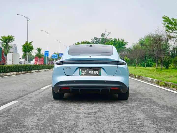 Фото 5 - Nio ET5