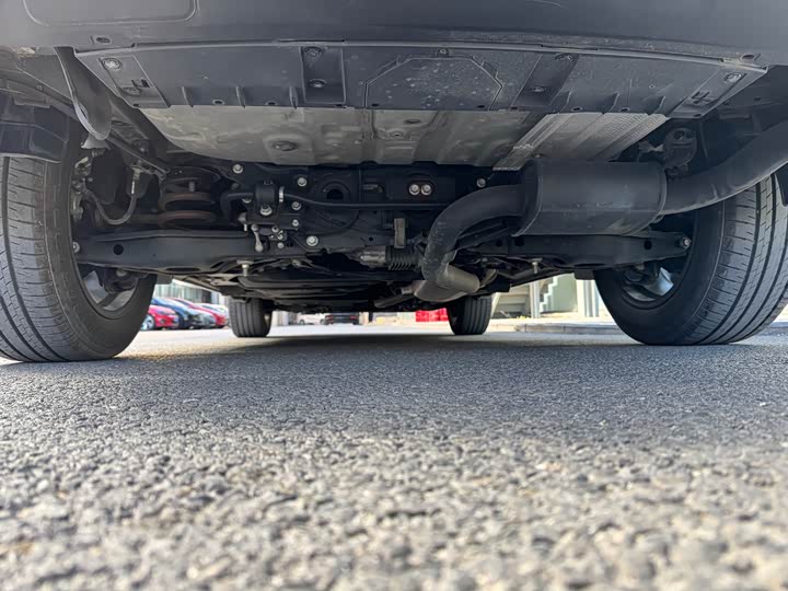 Фото 20 - Lexus NX