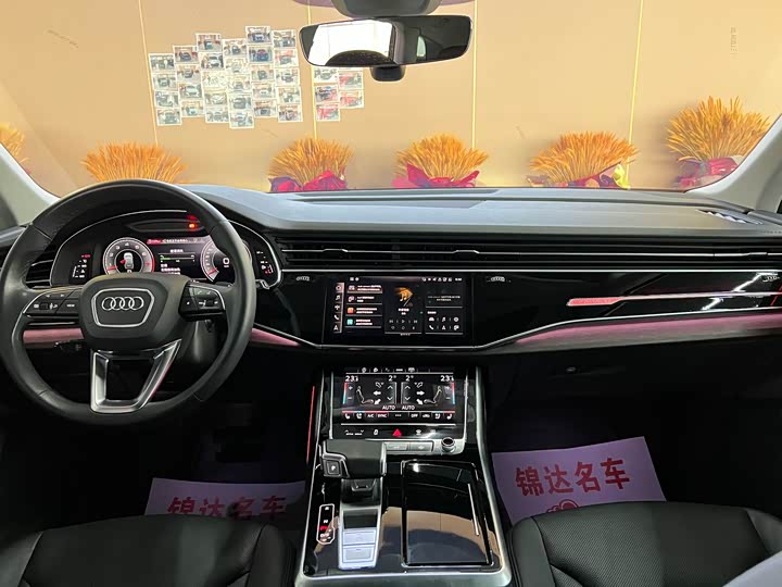 Фото 5 - Audi Q7