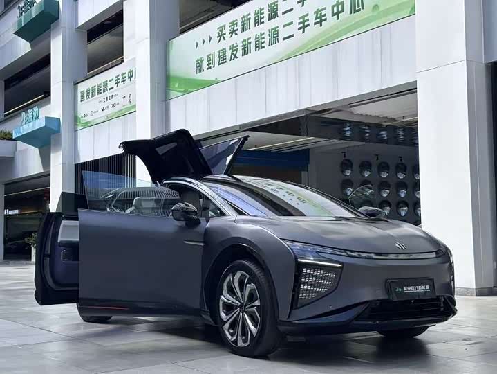 Фото 3 - HiPhi X