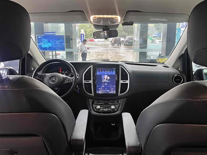 Фото 15 - Mercedes-Benz Vito