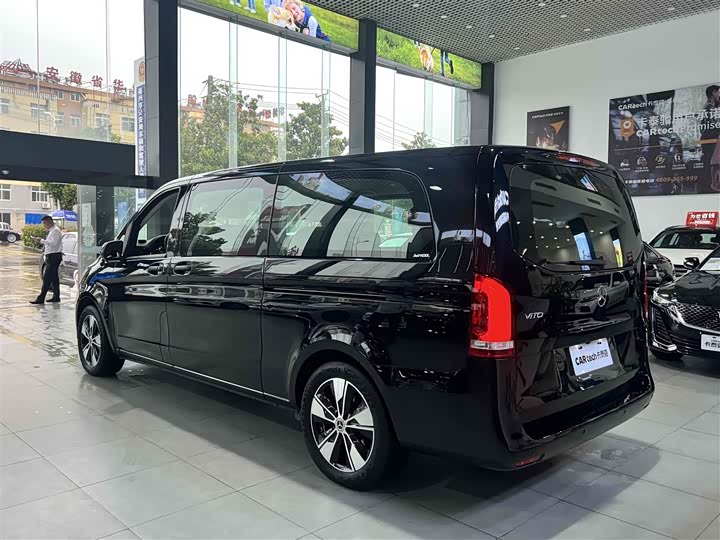 Фото 6 - Mercedes-Benz Vito