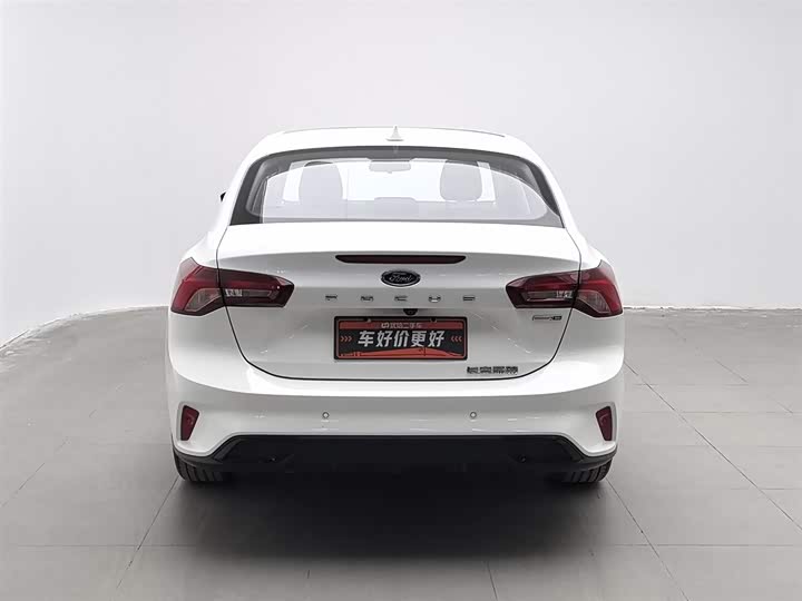 Фото 4 - Ford Focus