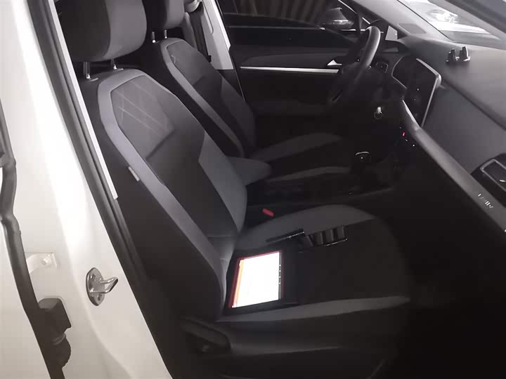 Фото 25 - Volkswagen Lavida