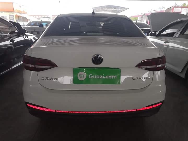 Фото 6 - Volkswagen Lavida