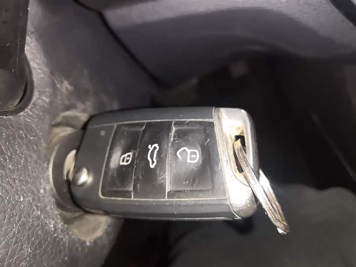 Фото 9 - Volkswagen Lavida