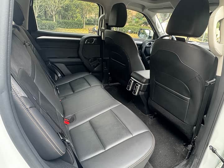 Фото 8 - Haval Dargo