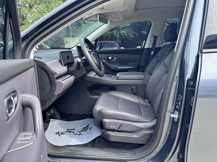 Фото 9 - Leapmotor C10