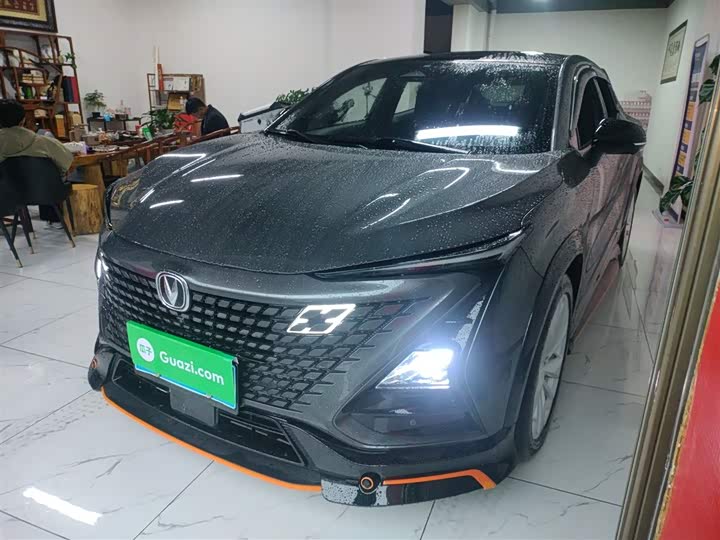 Фото 1 - Changan UNI-T