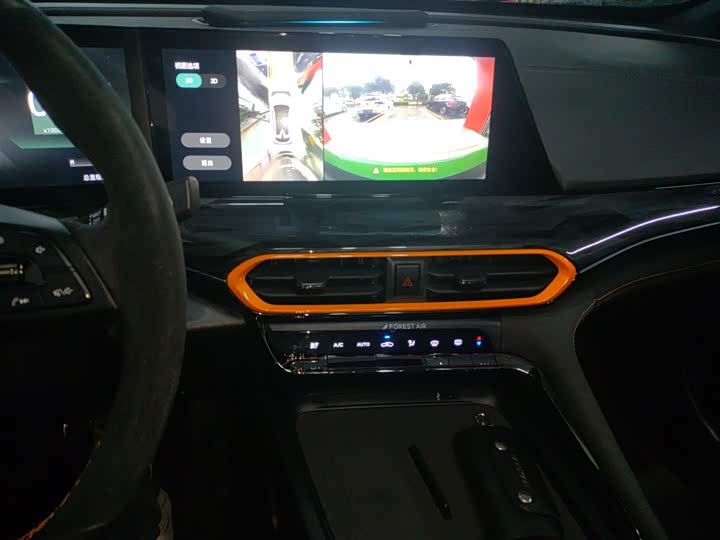 Фото 13 - Changan UNI-T