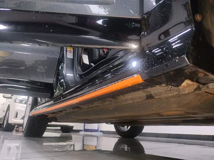 Фото 21 - Changan UNI-T