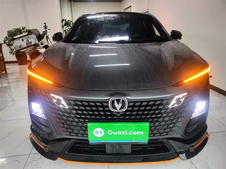 Фото 3 - Changan UNI-T