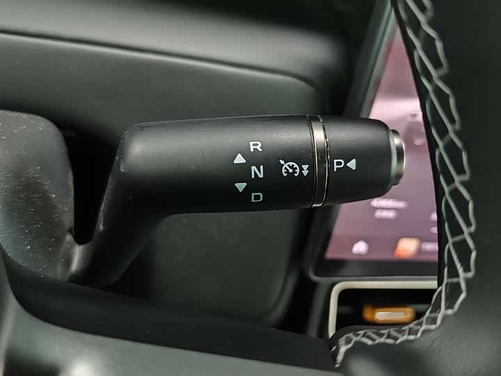 Фото 11 - Chery iCar V23