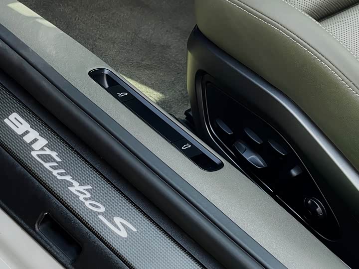 Фото 12 - Porsche 911