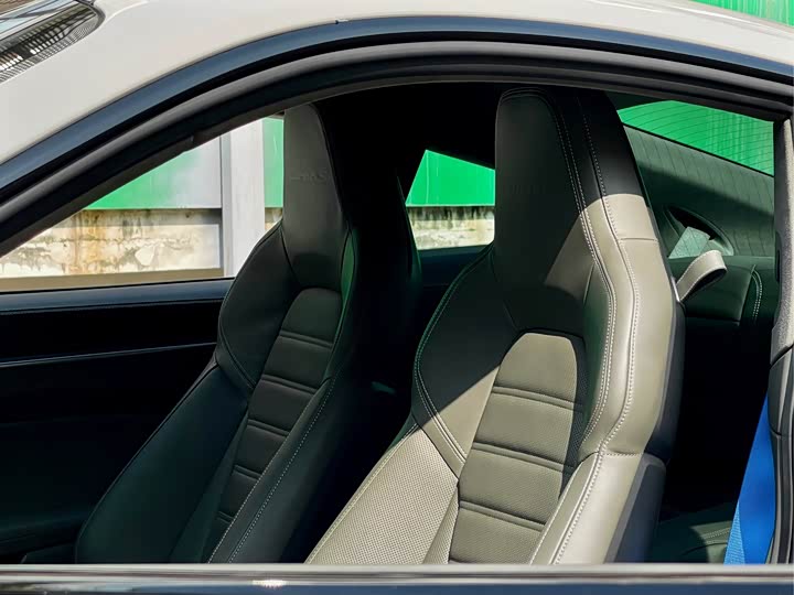 Фото 13 - Porsche 911