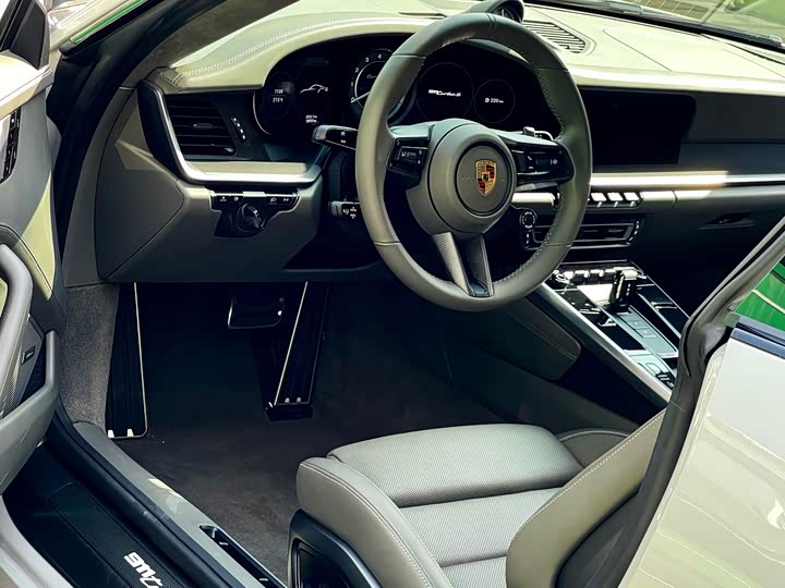 Фото 14 - Porsche 911