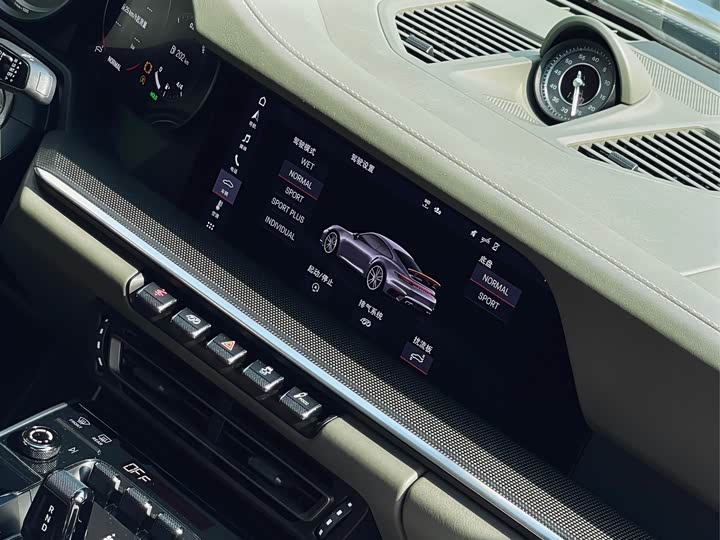 Фото 17 - Porsche 911