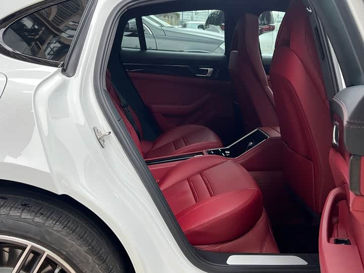 Фото 14 - Porsche Panamera Hybrid